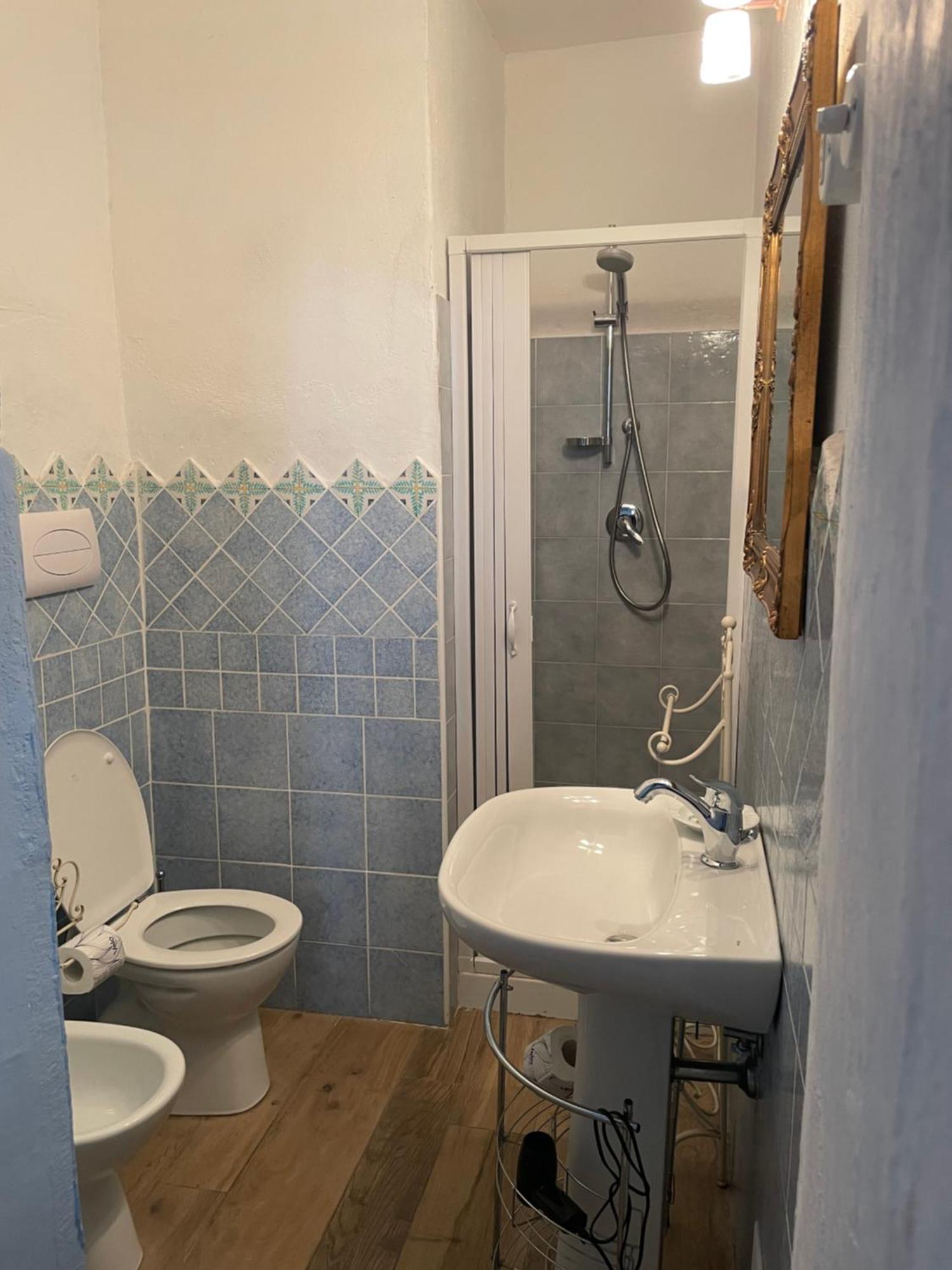 B&B Corte San Lussorio Ольена Экстерьер фото